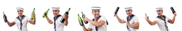 Şarap şişesi ile izole denizci — Stok fotoğraf