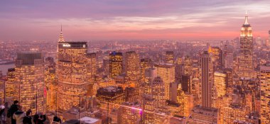 Günbatımında New York Manhattan manzarası