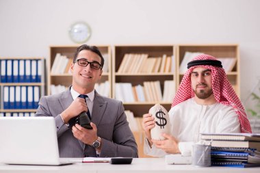 Arap işadamı ile çeşitli iş konseptleri