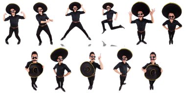 Meksika şapkası takan komik bir adam beyaz şapkalı.