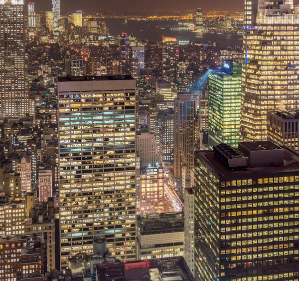 Uitzicht op New York Manhattan tijdens zonsondergang — Stockfoto