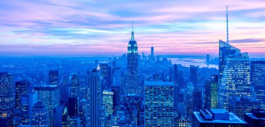 Günbatımında New York Manhattan manzarası