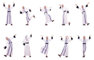 Arap adam beyazlar üzerinde izole.