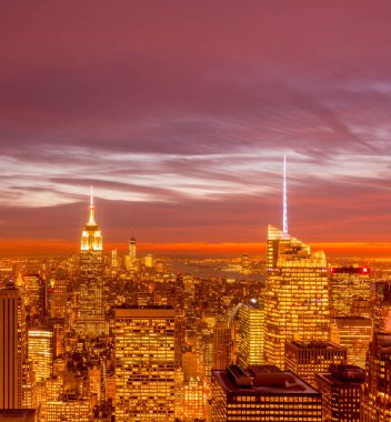 Günbatımında New York Manhattan manzarası