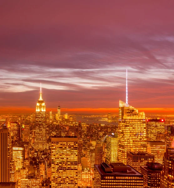 Blick auf New York Manhattan bei Sonnenuntergang — Stockfoto