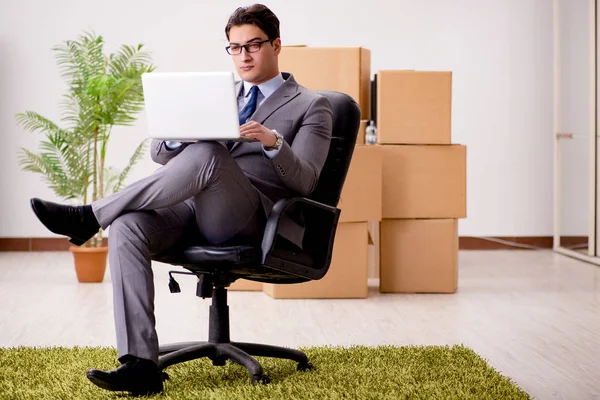 Businessman working on his laptop — Stock Photo, Image