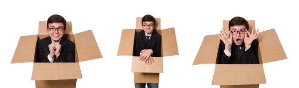 Vtipný muž s krabicemi izolované na bílém — Stock fotografie