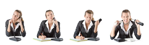 Assistente de call center respondendo a chamadas — Fotografia de Stock