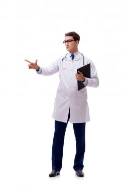 Beyaz arka planda izole genç doktor