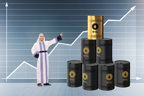 Арабский бизнесмен в концепции цен на нефть — стоковое фото