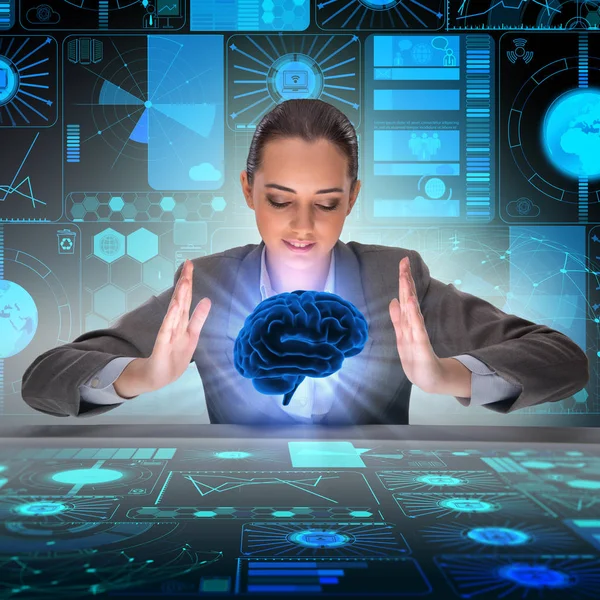 Geschäftsfrau im Konzept der künstlichen Intelligenz — Stockfoto