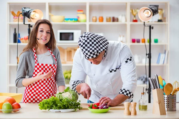 Comida cocina tv show en el estudio — Foto de Stock