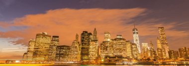 Brooklyn 'den Manhattan manzarası