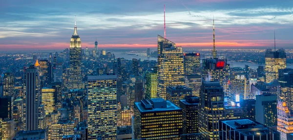 New York - DECEMBER 20, 2013: View of Lower Manhattan on Decembe — Stock Photo, Image