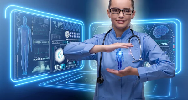 Medico donna nel concetto medico futuristico — Foto Stock