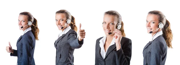 Assistente de call center respondendo a chamadas — Fotografia de Stock