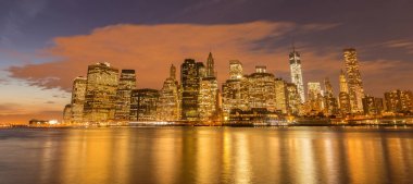 Brooklyn 'den Manhattan manzarası