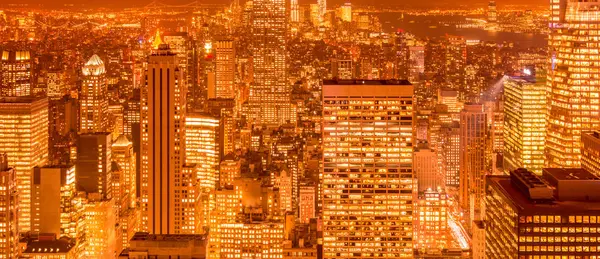 Uitzicht op New York Manhattan tijdens zonsondergang — Stockfoto