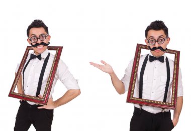 Beyaz izole kare olan genç adam