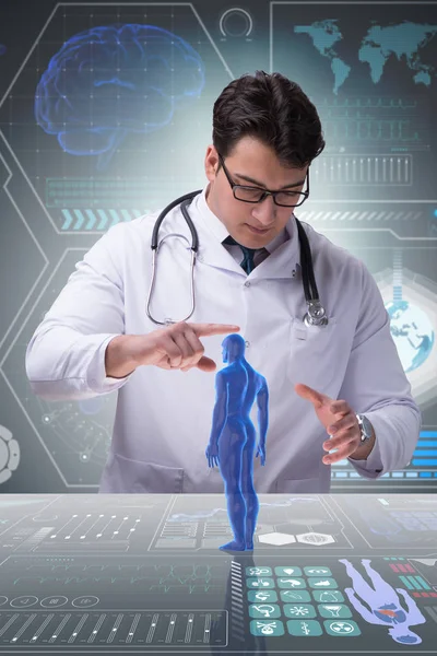 Médico masculino en concepto médico futurista — Foto de Stock
