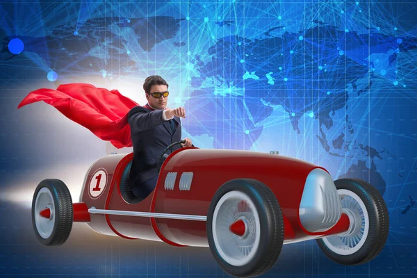 Superhelden-Geschäftsmann fährt Oldtimer-Roadster — Stockfoto