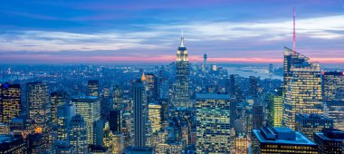Günbatımında New York Manhattan manzarası