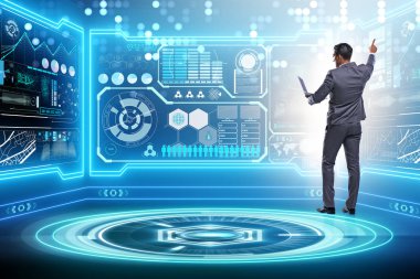 Büyük veri yönetimi kavramında iş adamı