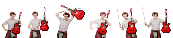 Смішні шотландець з музичним інструментом ізольовані на білому — 스톡 사진