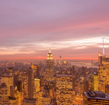 Günbatımında New York Manhattan manzarası