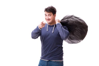 Çöp torbası olan adam beyazda izole edilmiş.