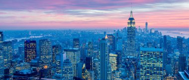 Günbatımında New York Manhattan manzarası