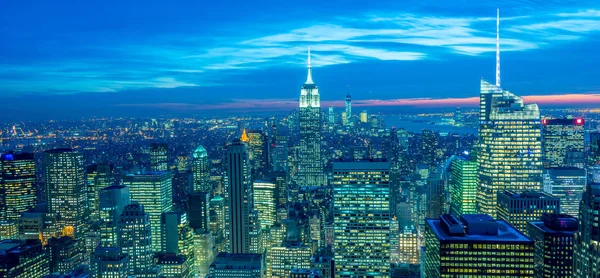 New York - 20 ARALIK 2013: Aşağı Manhattan 'ın Görünümü