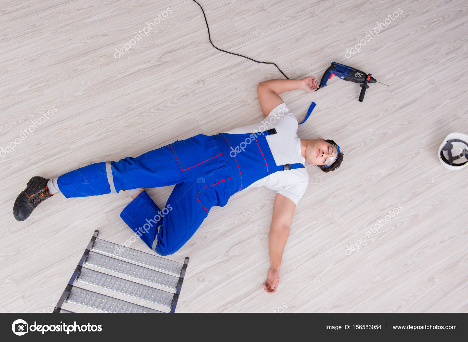 Какие травмы бывают при падении с лестницы - 85 фото