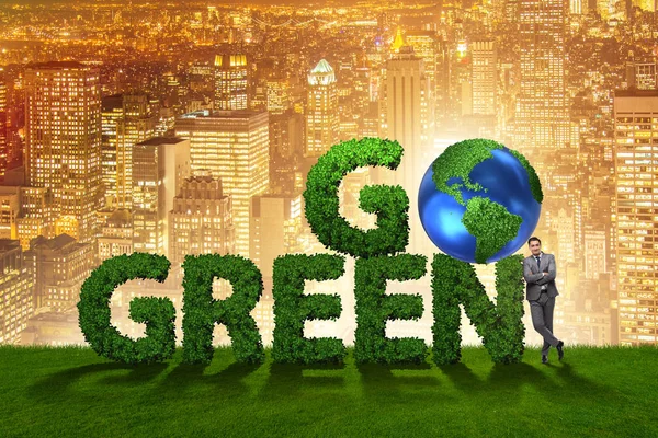 Go Green concetto ambientale con lettere — Foto Stock