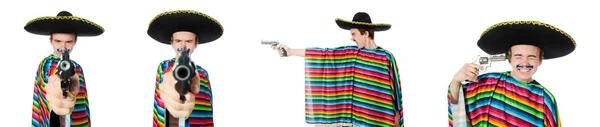 Grappige jonge Mexicaanse met pistool geïsoleerd op wit — Stockfoto