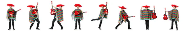 Jeune mexicain drôle avec guitare isolé sur blanc — Photo