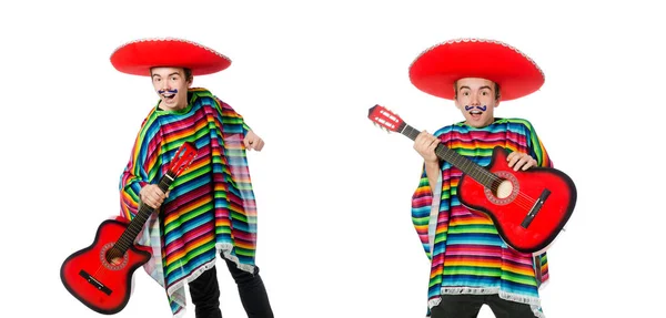 Jeune mexicain drôle avec guitare isolé sur blanc — Photo