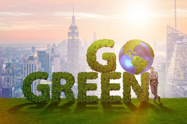 Go Green milieu concept met letters — Stockfoto