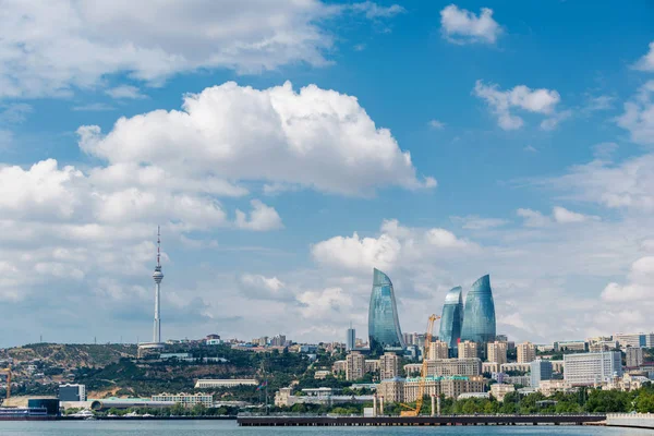 Vista do dia da arquitetura do Azerbaijão Baku — Fotografia de Stock