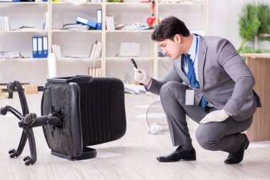 Görevdeki suç soruşturması sırasında genç adam