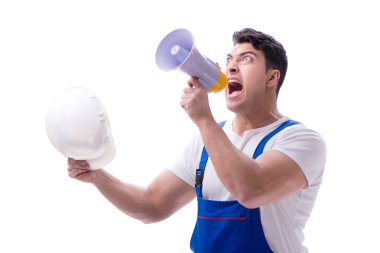 Tamirci megafon ile ve bir kazma axe beyaz arka plan üzerinde ben