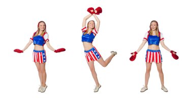 Beyaz arkaplanda izole edilmiş kadın boksör