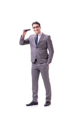 Dürbünlü genç adam beyaza izole edilmiş.