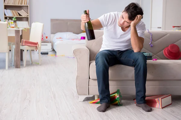 Çılgın Noel partisinden sonra genç adam