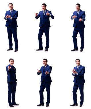 Evlilik teklifi yapan bir adamın romantik konsepti.