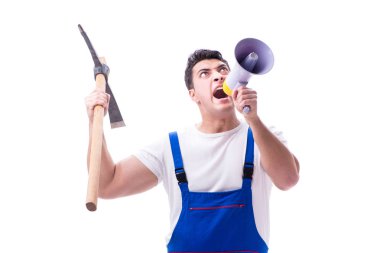 Tamirci megafon ile ve bir kazma axe beyaz arka plan üzerinde ben