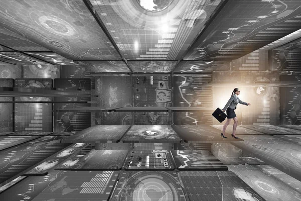 Geschäftsfrau wandelt im Datenmanagementkonzept — Stockfoto