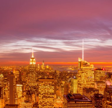 Günbatımında New York Manhattan manzarası