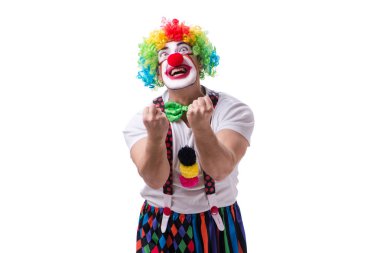 Beyaz arka planda aptalca davranan komik palyaço.
