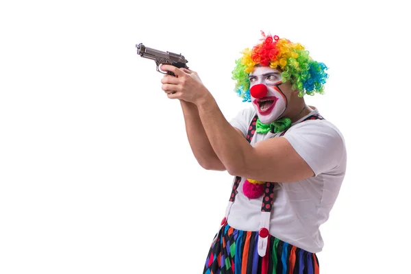 Grappige clown met een pistool pistool geïsoleerd op witte achtergrond — Stockfoto